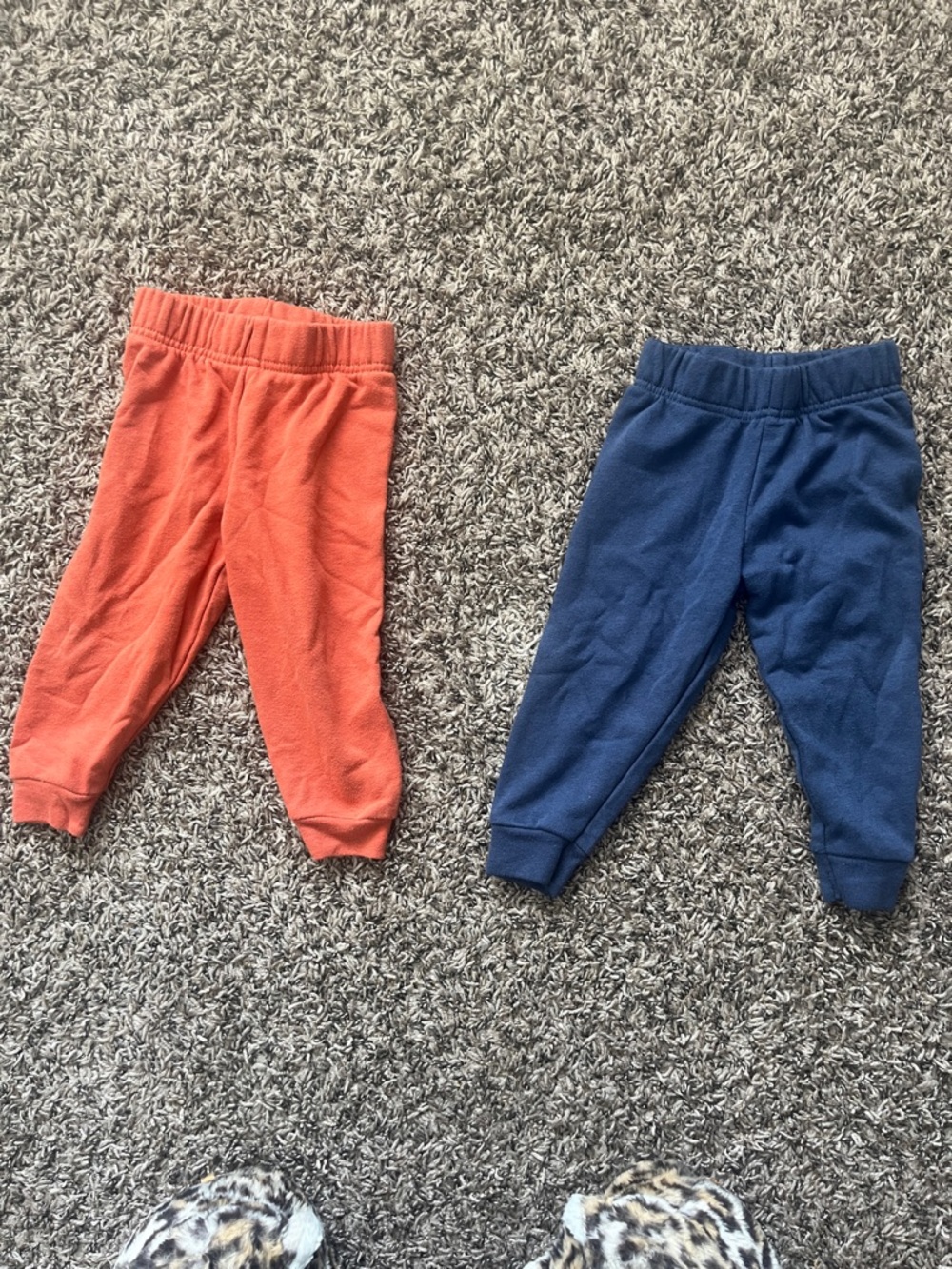 Garanimals 2-Pack Fleece Joggers in Orange & Navy